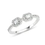 18kt white gold diamond and baguette diamond ring